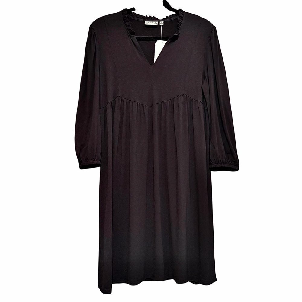 NWT Wonderly Juliana crepe dress in black Size M